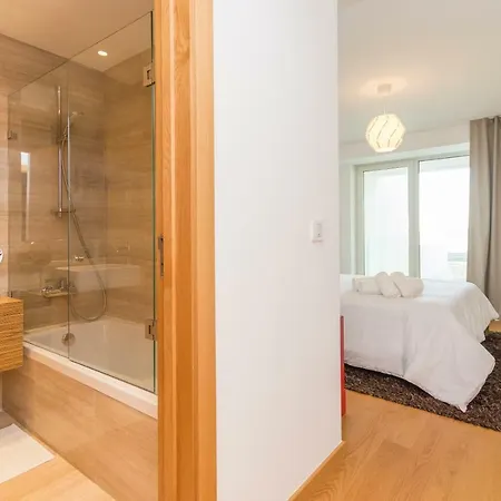 5 Star Riverside Apartment, A/c, Netflix & Parking Appartement Cruz Quebrada