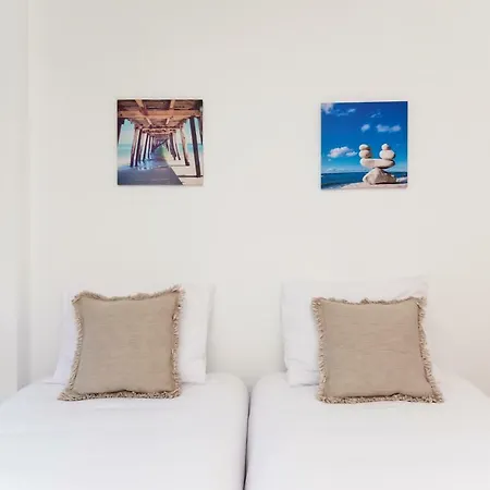5 Star Riverside Apartment, A/c, Netflix & Parking Appartement Cruz Quebrada